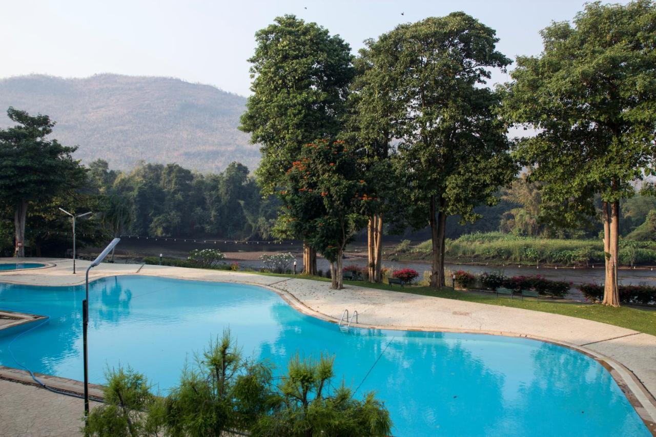 Aekpailin River Kwai Resort カンチャナブリ エクステリア 写真