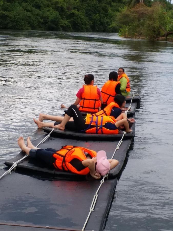 Aekpailin River Kwai Resort カンチャナブリ エクステリア 写真