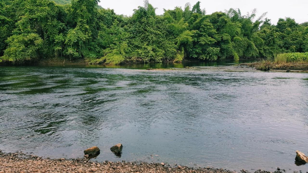 Aekpailin River Kwai Resort カンチャナブリ エクステリア 写真